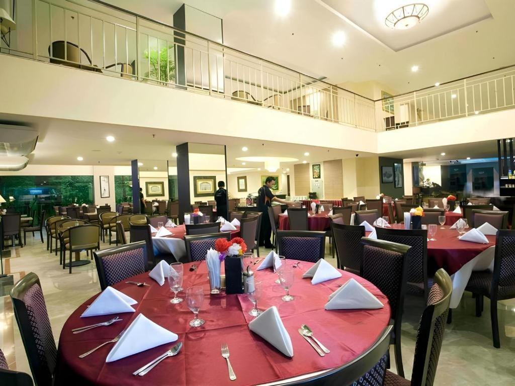 Losari Roxy 3* Jakarta